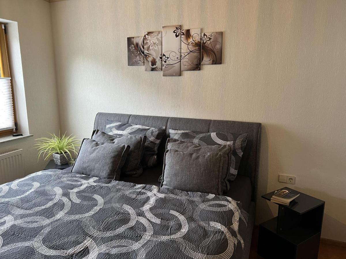 Ferienwohnung Moselzeit Алкен Екстериор снимка
