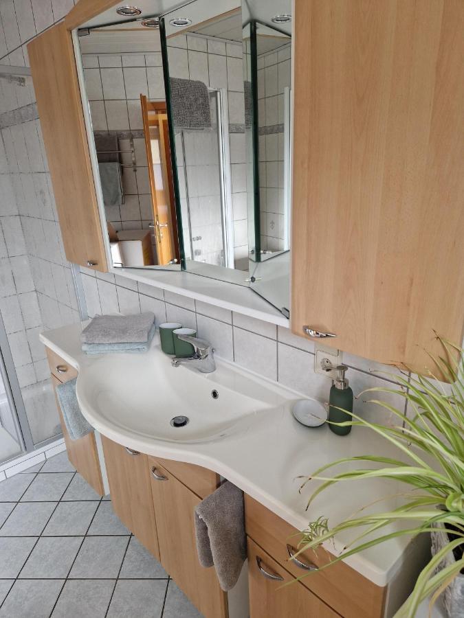 Ferienwohnung Moselzeit Алкен Екстериор снимка