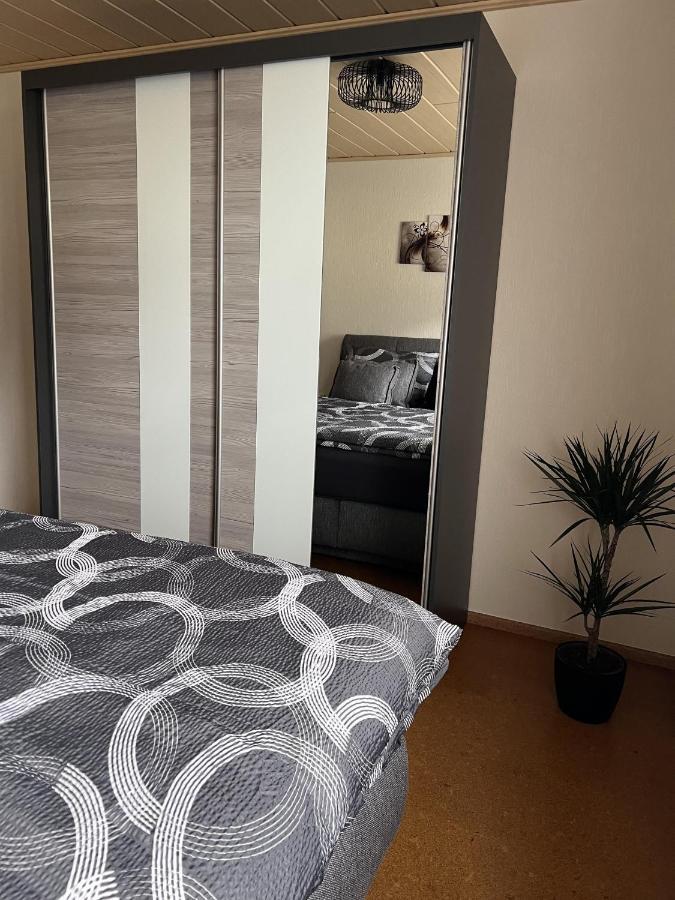 Ferienwohnung Moselzeit Алкен Екстериор снимка